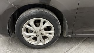 Used 2018 Honda Amaze 1.2 V CVT Petrol Petrol Automatic tyres LEFT FRONT TYRE RIM VIEW