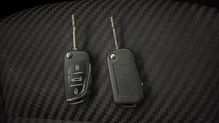 Used 2022 mahindra Thar LX 4 STR Hard Top Petrol MT 4WD Petrol Manual extra CAR KEY VIEW