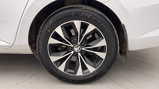 Used 2021 Skoda Superb L&K TSI AT Petrol Automatic tyres LEFT REAR TYRE RIM VIEW