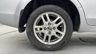 Used 2011 Ford Fiesta [2008-2011] SXi 1.6 ABS Petrol Manual tyres RIGHT REAR TYRE RIM VIEW