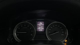 Used 2017 Maruti Suzuki Ciaz Zeta 1.4 MT Petrol Manual interior CLUSTERMETER VIEW