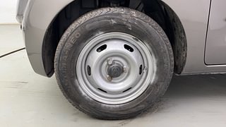 Used 2018 Datsun Redi-GO [2015-2019] A Petrol Manual tyres LEFT FRONT TYRE RIM VIEW