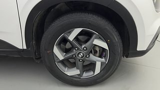 Used 2020 Hyundai Venue [2019-2022] SX Plus 1.0 Turbo DCT Petrol Automatic tyres RIGHT FRONT TYRE RIM VIEW
