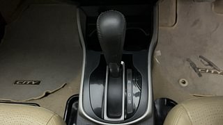 Used 2018 Honda City [2017-2020] VX CVT Petrol Automatic interior GEAR  KNOB VIEW