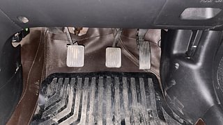 Used 2019 Hyundai Grand i10 [2017-2020] Magna 1.2 Kappa VTVT Petrol Manual interior PEDALS VIEW