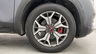 Used 2021 Kia Seltos GTX Plus AT D Diesel Automatic tyres RIGHT FRONT TYRE RIM VIEW