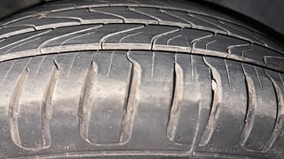 Used 2012 Maruti Suzuki Ertiga [2012-2015] ZDi Diesel Manual tyres RIGHT REAR TYRE TREAD VIEW