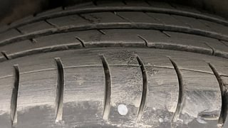 Used 2015 volkswagen Vento 1.6L Highline Petrol Petrol Manual tyres RIGHT REAR TYRE TREAD VIEW