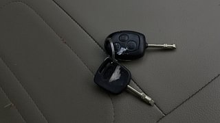 Used 2015 Ford Fiesta Classic [2012-2015] 1.6 Duratec Titanium Petrol Manual extra CAR KEY VIEW