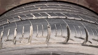 Used 2019 Hyundai Grand i10 [2017-2020] Magna 1.2 Kappa VTVT Petrol Manual tyres RIGHT REAR TYRE TREAD VIEW