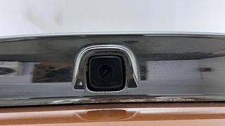 Used 2018 Maruti Suzuki Baleno [2015-2019] Alpha AT Petrol Petrol Automatic top_features Rear camera