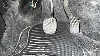 Used 2018 Renault Kwid [2015-2019] 1.0 RXT AMT Petrol Automatic interior PEDALS VIEW