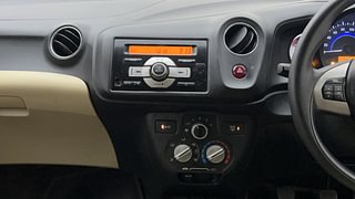 Used 2015 Honda Brio [2011-2016] S MT Petrol Manual interior MUSIC SYSTEM & AC CONTROL VIEW