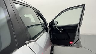 Used 2019 Mahindra XUV500 W11 AT Diesel Automatic interior RIGHT FRONT DOOR OPEN VIEW