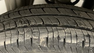 Used 2017 Maruti Suzuki Alto 800 [2016-2019] Lxi Petrol Manual tyres RIGHT REAR TYRE TREAD VIEW