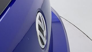 Used 2018 Volkswagen Polo [2016-2019] Highline Plus 1.0 (P)  Connect Edition Petrol Manual dents MINOR DENT