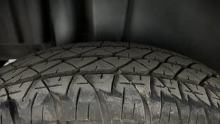 Used 2015 Maruti Suzuki Swift [2011-2017] VXi Petrol Manual tyres RIGHT REAR TYRE TREAD VIEW