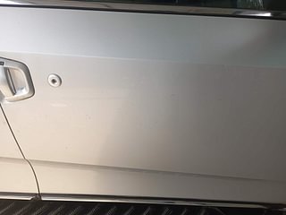 Used 2019 Mahindra XUV500 W11 AT Diesel Automatic dents MINOR SCRATCH