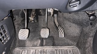 Used 2016 Renault Kwid [2015-2019] RXT Petrol Manual interior PEDALS VIEW
