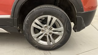 Used 2018 maruti-suzuki Vitara Brezza ZDI PLUS Dual Tone Diesel Manual tyres LEFT REAR TYRE RIM VIEW