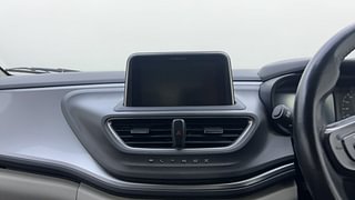 Used 2022 Tata Altroz XZA+ Petrol Automatic top_features Touch screen infotainment system