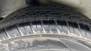 Used 2015 honda Jazz V Petrol Manual tyres RIGHT REAR TYRE TREAD VIEW