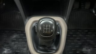 Used 2017 hyundai Xcent E Petrol Petrol Manual interior GEAR  KNOB VIEW