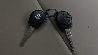Used 2013 Maruti Suzuki Ertiga [2012-2015] ZDi Diesel Manual extra CAR KEY VIEW