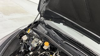 Used 2022 Tata Altroz XM Plus 1.2 Petrol Manual engine ENGINE RIGHT SIDE HINGE & APRON VIEW