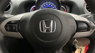 Used 2015 Honda Brio [2011-2016] S MT Petrol Manual top_features Steering mounted controls