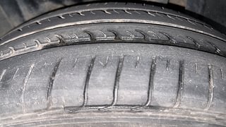 Used 2020 Maruti Suzuki XL6 [2019-2022] Alpha AT Petrol Petrol Automatic tyres LEFT REAR TYRE TREAD VIEW