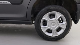 Used 2020 maruti-suzuki S-Presso VXI Plus Petrol Manual tyres LEFT REAR TYRE RIM VIEW