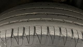 Used 2018 maruti-suzuki Vitara Brezza ZDI PLUS Dual Tone Diesel Manual tyres LEFT REAR TYRE TREAD VIEW