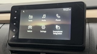 Used 2023 Renault Kiger RXT (O) MT Petrol Manual top_features Touch screen infotainment system