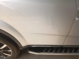 Used 2019 Mahindra XUV500 W11 AT Diesel Automatic dents MINOR SCRATCH