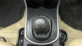 Used 2017 Honda City [2017-2020] VX Petrol Manual interior GEAR  KNOB VIEW