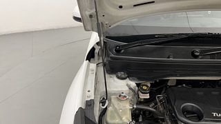 Used 2020 Hyundai Venue [2019-2022] SX Plus 1.0 Turbo DCT Petrol Automatic engine ENGINE RIGHT SIDE HINGE & APRON VIEW