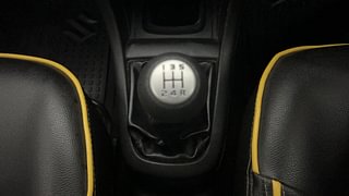 Used 2015 Maruti Suzuki Swift [2011-2017] VXi Petrol Manual interior GEAR  KNOB VIEW
