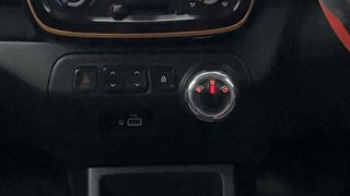 Used 2019 Renault Kwid [2017-2019] CLIMBER 1.0 AMT Petrol Automatic interior GEAR  KNOB VIEW