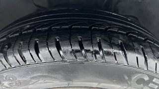 Used 2019 Tata Tiago [2016-2020] Revotron XZA AMT Petrol Automatic tyres RIGHT FRONT TYRE TREAD VIEW