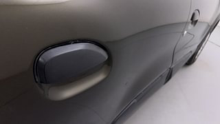 Used 2016 Renault Kwid [2015-2019] RXT Petrol Manual dents MINOR DENT