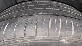 Used 2018 Volkswagen Polo [2016-2019] Highline Plus 1.0 (P)  Connect Edition Petrol Manual tyres RIGHT REAR TYRE TREAD VIEW