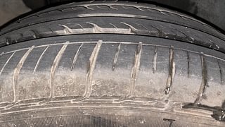 Used 2022 Maruti Suzuki Ciaz Zeta Petrol Petrol Manual tyres RIGHT REAR TYRE TREAD VIEW