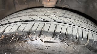 Used 2020 Hyundai Elite i20 [2018-2020] Asta (O) CVT Petrol Automatic tyres LEFT FRONT TYRE TREAD VIEW