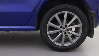 Used 2018 Volkswagen Polo [2016-2019] Highline Plus 1.0 (P)  Connect Edition Petrol Manual tyres LEFT REAR TYRE RIM VIEW