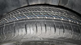 Used 2020 Maruti Suzuki Swift [2017-2021] VXi Petrol Manual tyres LEFT REAR TYRE TREAD VIEW