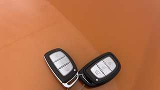 Used 2020 Hyundai Elite i20 [2018-2020] Asta (O) CVT Petrol Automatic extra CAR KEY VIEW