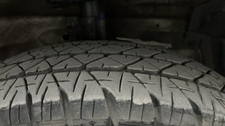 Used 2015 Maruti Suzuki Swift [2011-2017] VXi Petrol Manual tyres RIGHT FRONT TYRE TREAD VIEW