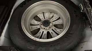 Used 2014 Honda CR-V [2013-2018] 2.0L 2WD AT Petrol Automatic tyres SPARE TYRE VIEW