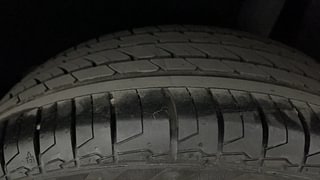 Used 2016 Maruti Suzuki Baleno [2015-2019] Zeta Petrol Petrol Manual tyres LEFT REAR TYRE TREAD VIEW